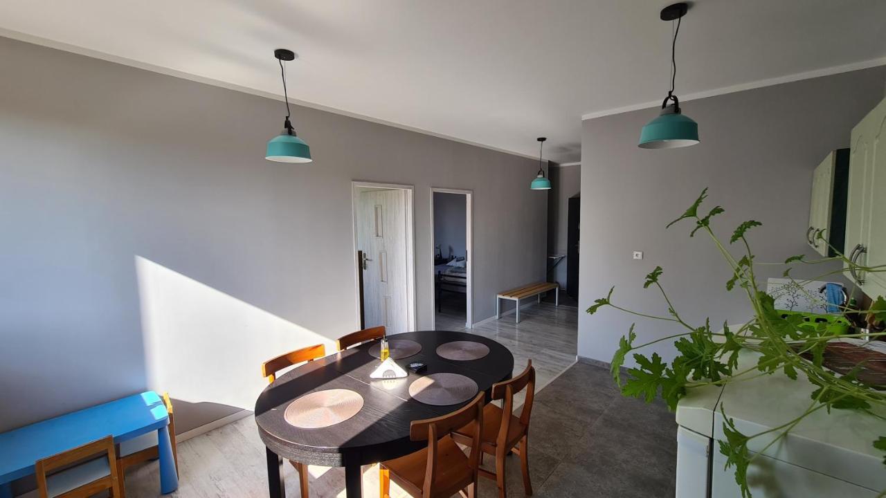 Urocze Apartamenty Na Wsi Goledzinow Exteriör bild