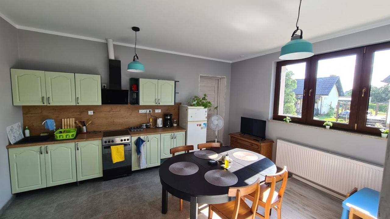 Urocze Apartamenty Na Wsi Goledzinow Exteriör bild