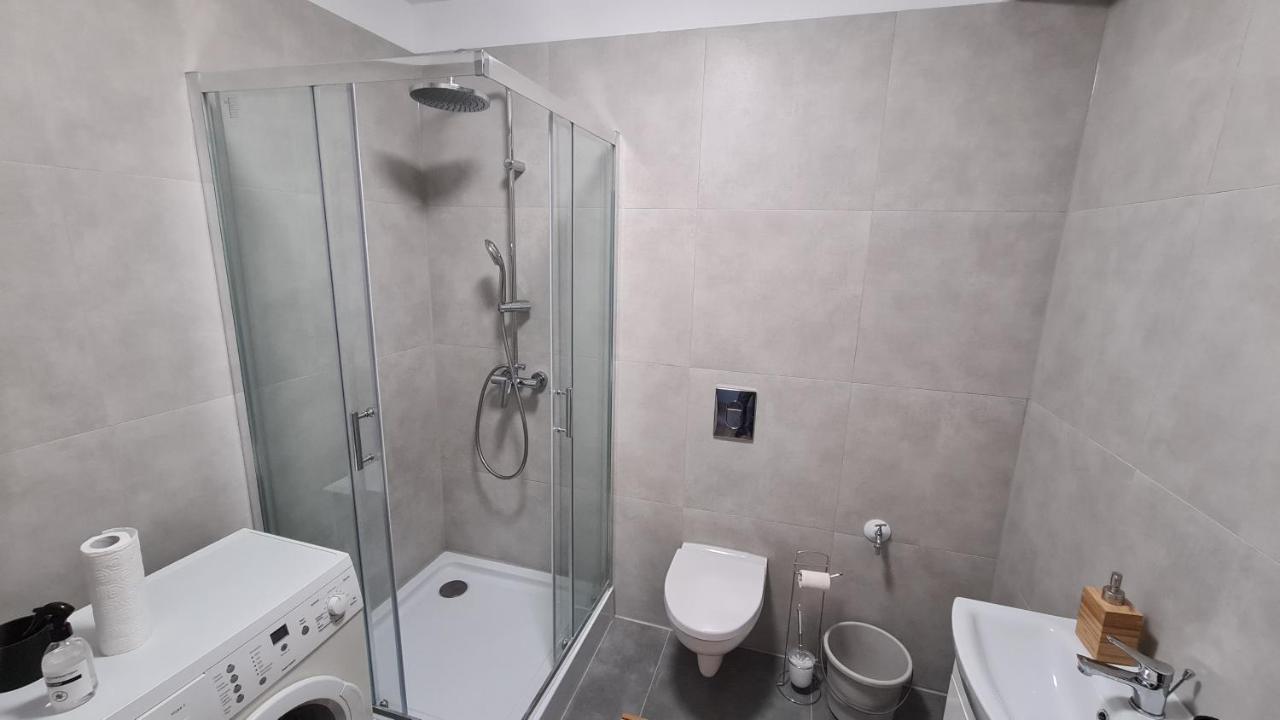 Urocze Apartamenty Na Wsi Goledzinow Exteriör bild