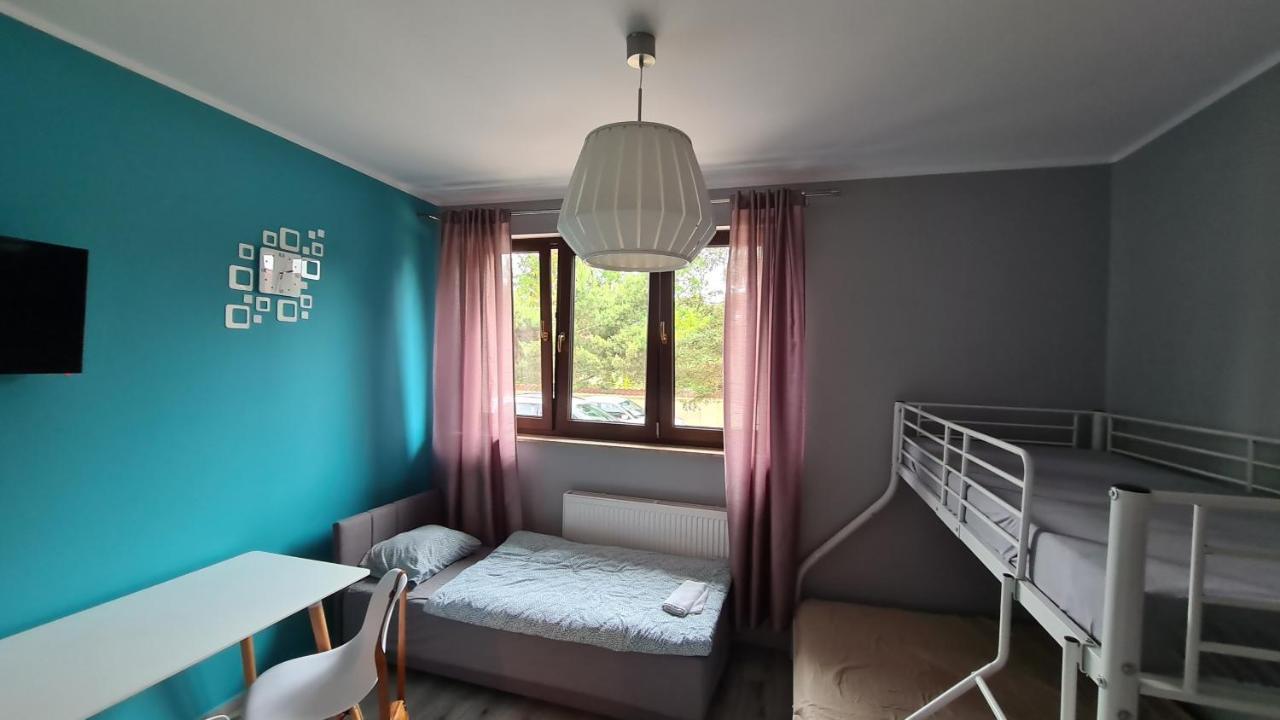Urocze Apartamenty Na Wsi Goledzinow Exteriör bild