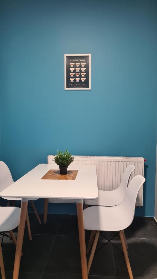 Urocze Apartamenty Na Wsi Goledzinow Exteriör bild