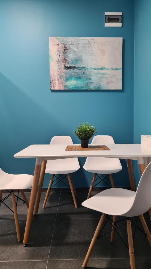 Urocze Apartamenty Na Wsi Goledzinow Exteriör bild